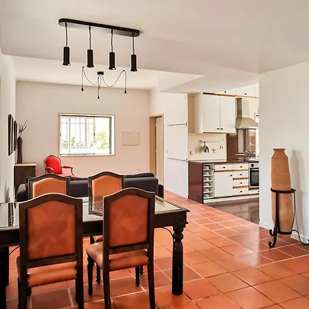 Casa Do Limoeiro Praia da Lourinhã